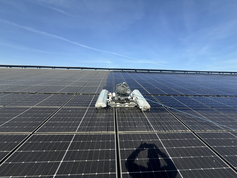 Pollution, pollen, poussière : les ennemis de vos panneaux solaires à Strasbourg, Colmar et Mulhouse