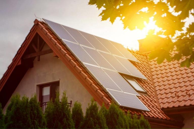 Bien choisir sa maintenance de panneaux solaires à Colmar